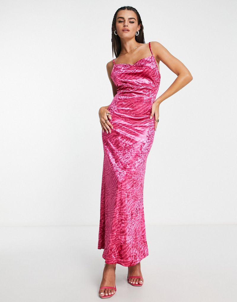 Бархатное платье-комбинация миди розового цвета с анималистическим принтом Vila Vila