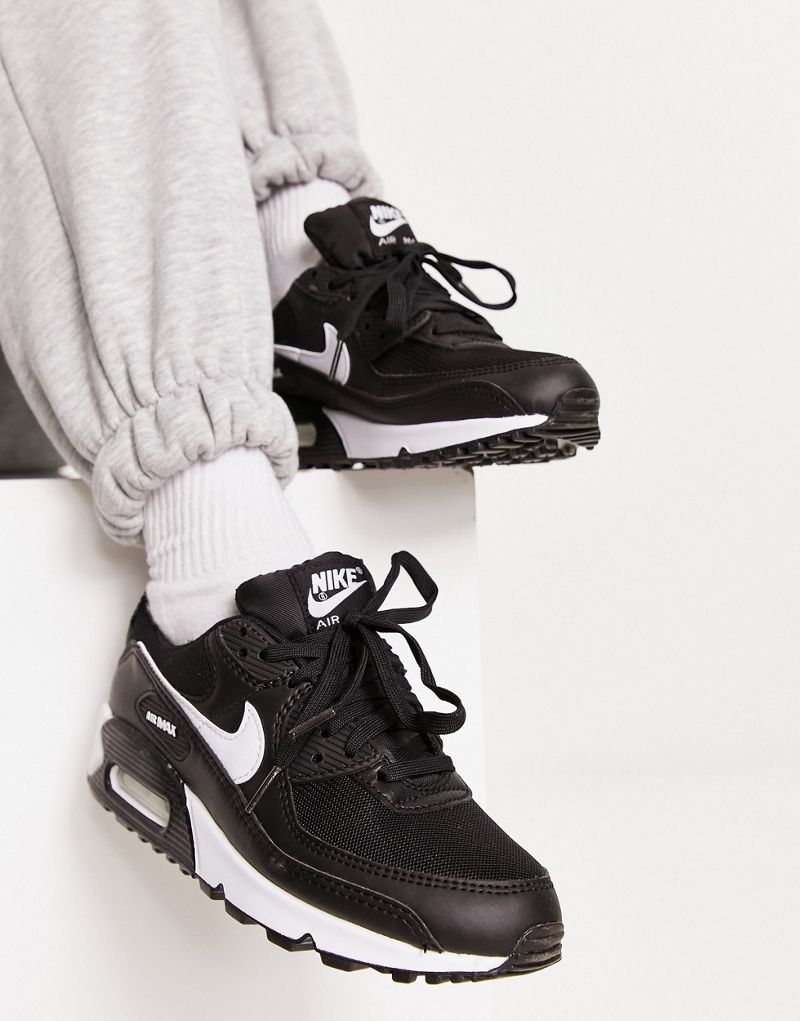 Женские кроссовки Nike Air Max 90 в черном цвете для повседневной жизни Nike