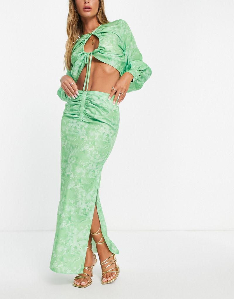 Юбка миди зеленого цвета с абстрактным цветочным принтом Pretty Lavish - часть комплекта Pretty Lavish