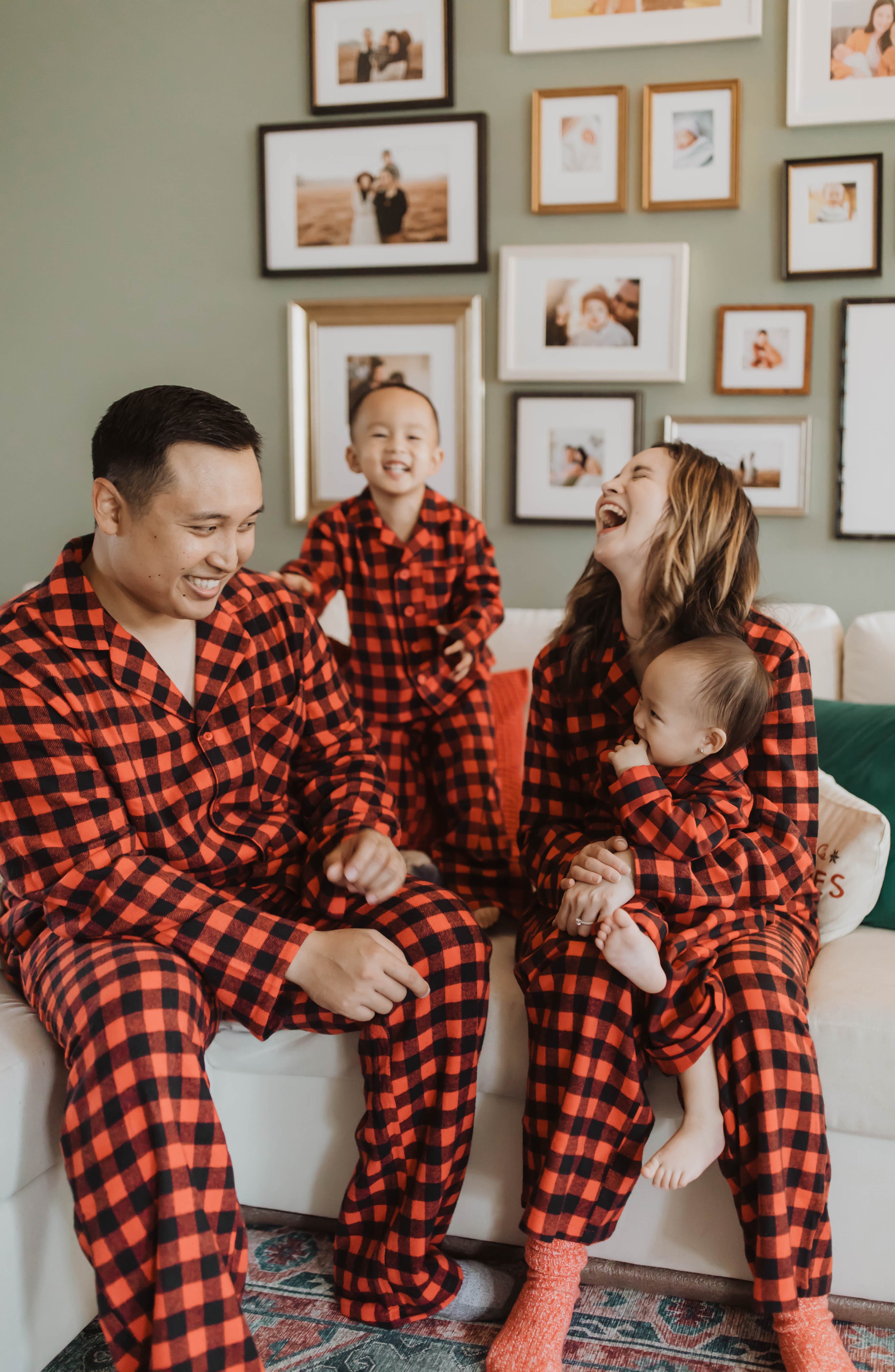 Соответствующие пижамы с капюшоном из микрофлиса Family Moments Nordstrom