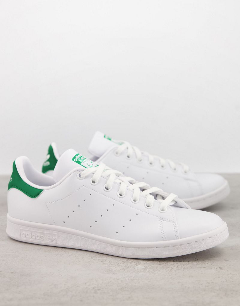 Stan smith shoes hot sale white and green