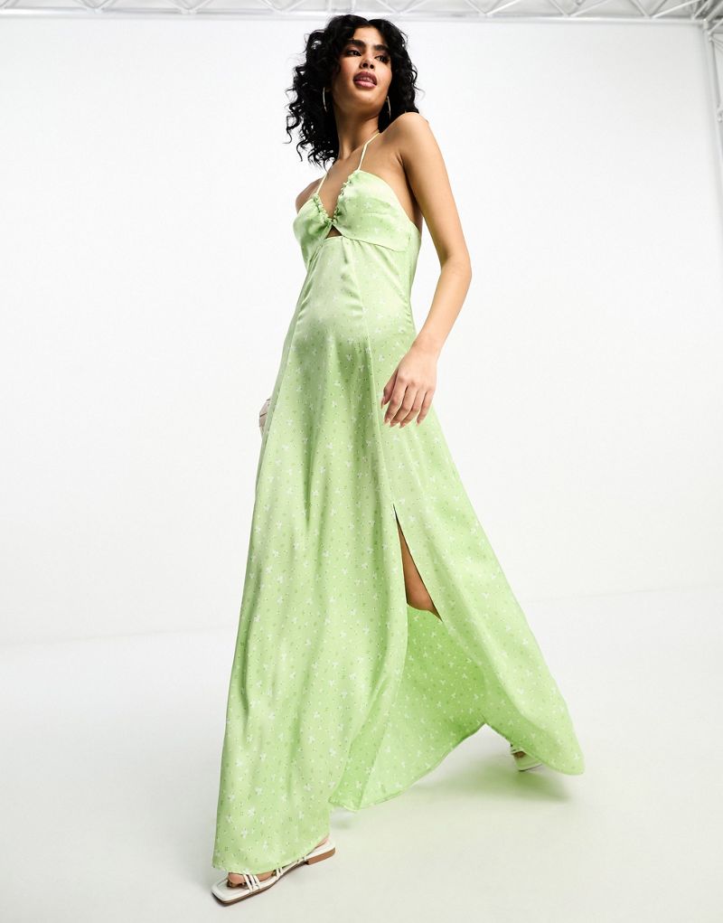 Атласное платье макси с вырезом спереди NA-KD x Stephsa с зеленым цветочным принтом NAKD