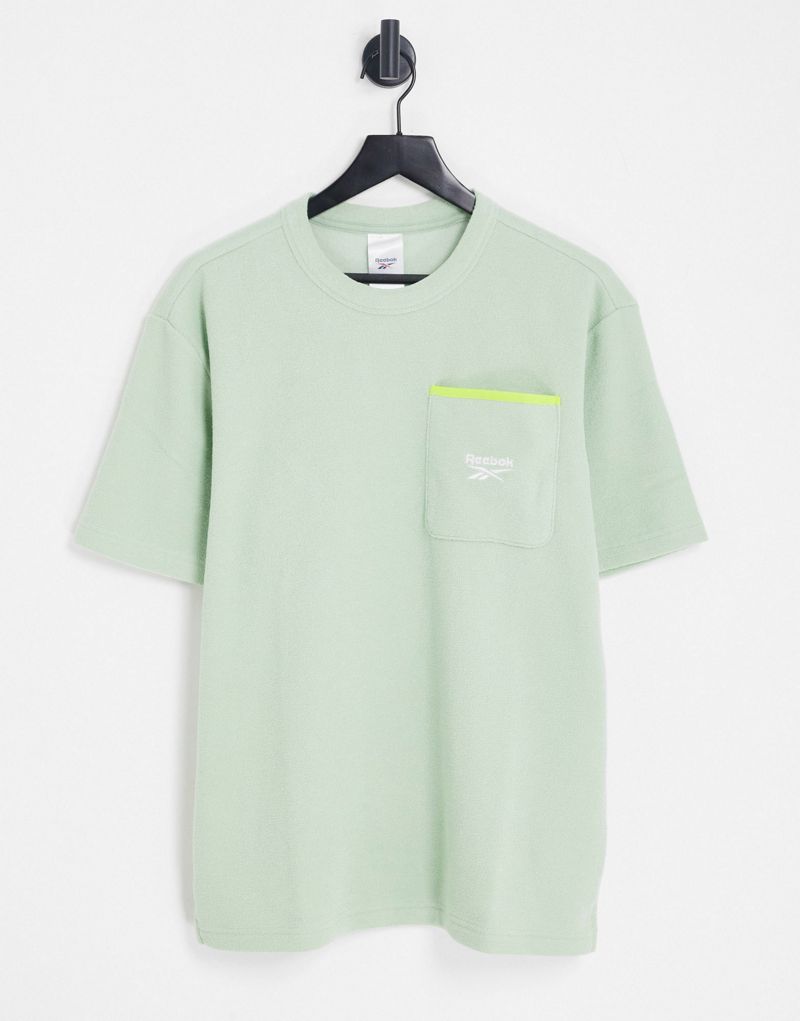 Зеленая махровая футболка Reebok из шалфейного полотенца Reebok