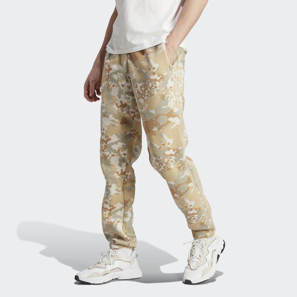 Adidas originals camo fleece hot sale pants