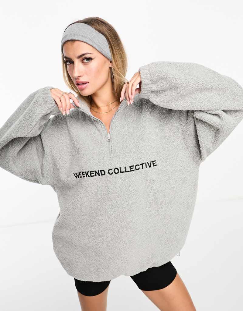 Полуоблегающее флисовое худи с логотипом ASOS Weekend Collective, серый меланж ASOS Weekend Collective