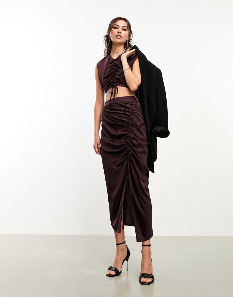 Эксклюзивная атласная юбка миди Carla со сборками AllSaints x ASOS темно-бордового цвета — часть комплекта AllSaints