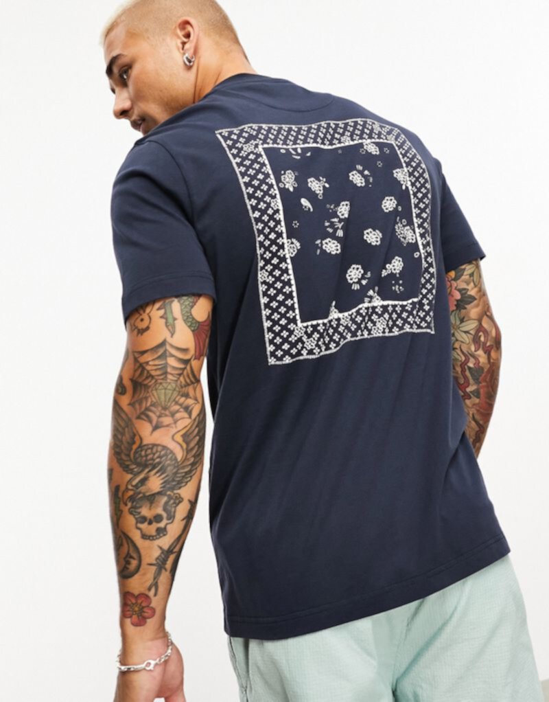 Темно-синяя футболка с банданой с принтом на спине Farah Vinnie Farah