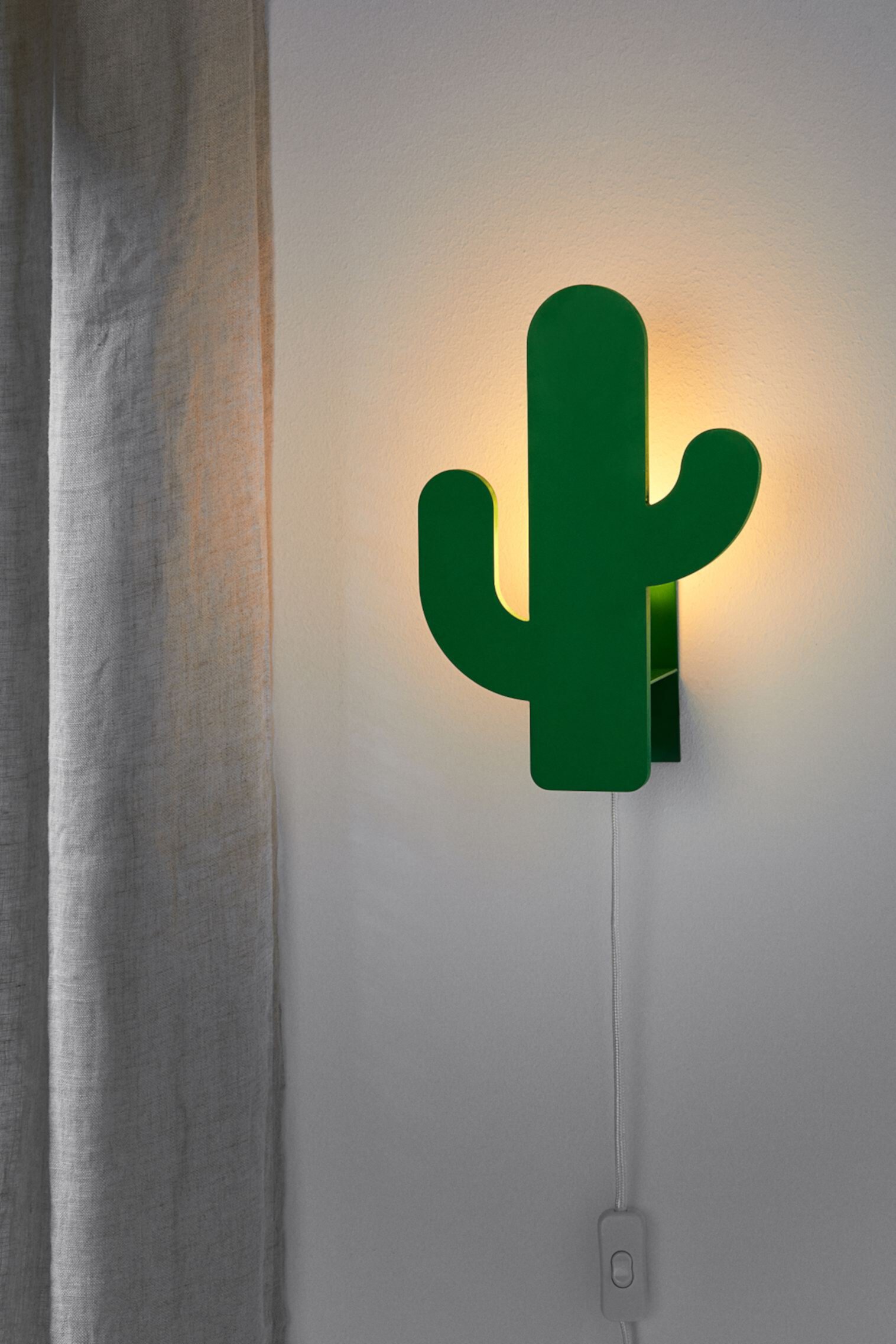 Cactus-shaped Wall Lamp H&M