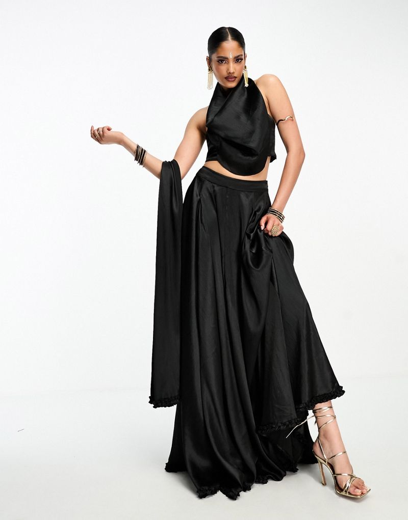 Черная расклешенная юбка с оборками и дупатта Kanya London Lehenga — часть комплекта Kanya London