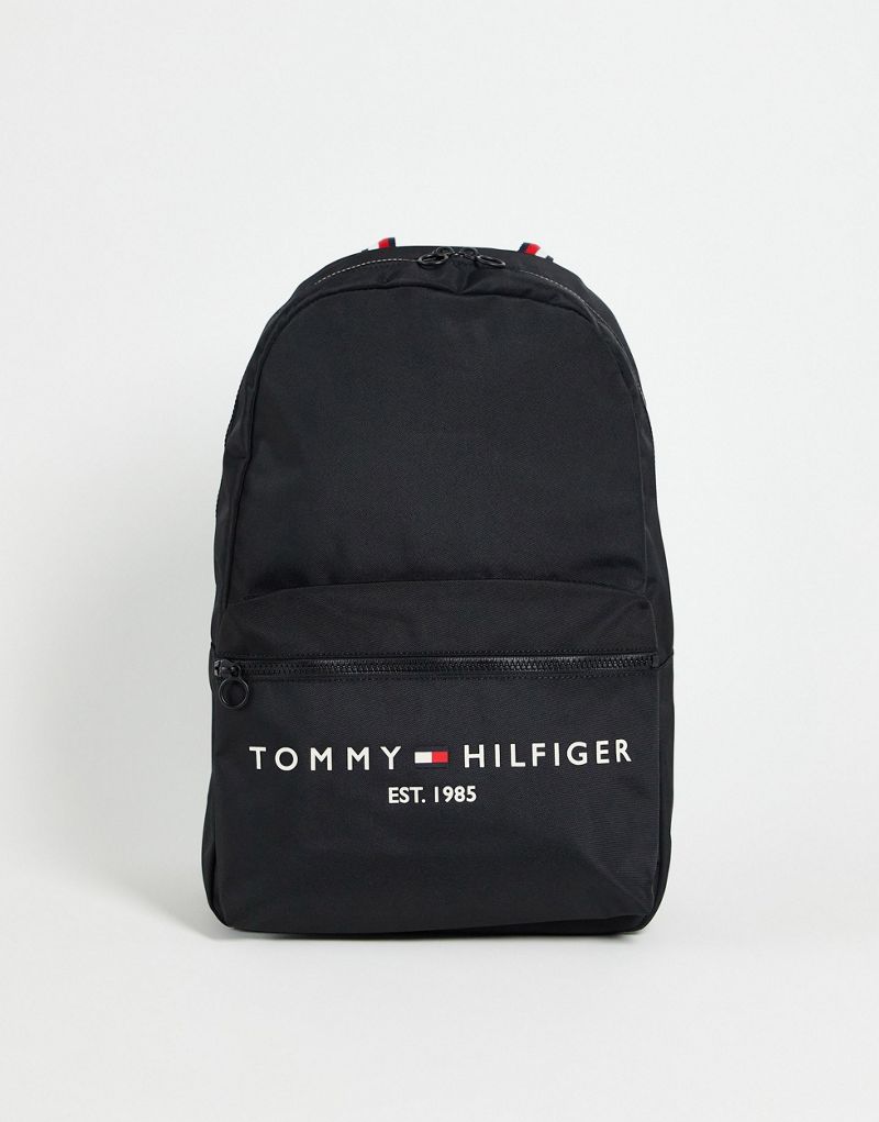 Мужской Рюкзак Tommy Hilfiger с лого EST. 1985 в черном цвете Tommy Hilfiger