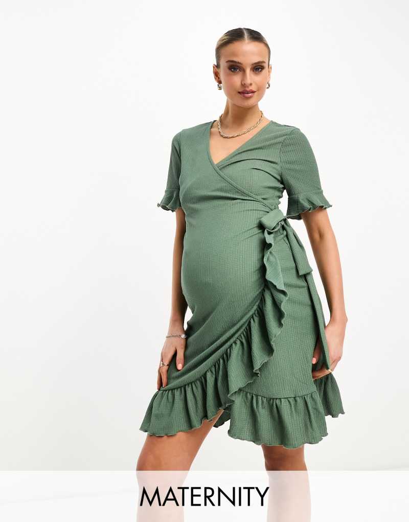 Женское Платье Vero Moda Maternity с воланами и запахом в цвете хаки Vero Moda Maternity