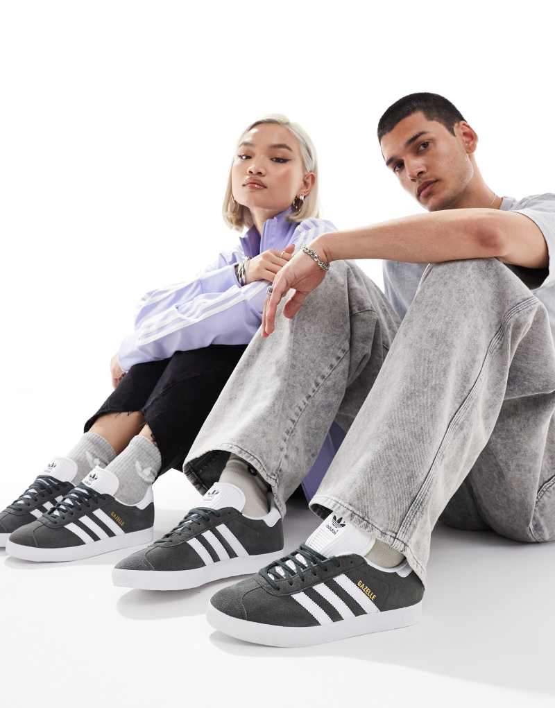  Кроссовки Adidas Originals Gazelle в сером и белом цветах для универсального использования Adidas