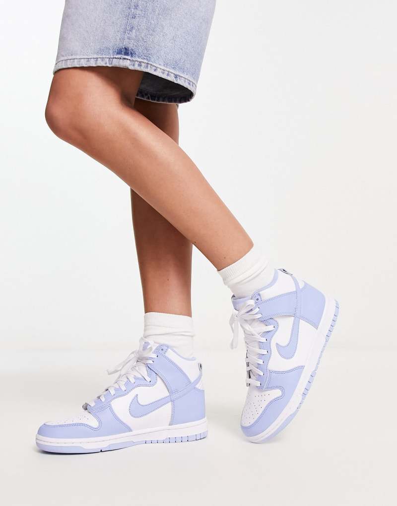  Кроссовки Nike Dunk High Premium в белом и синем цвете для женщин Nike