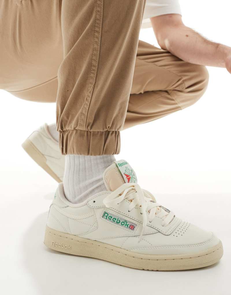  кроссовки Reebok Club C в бежевом цвете Reebok