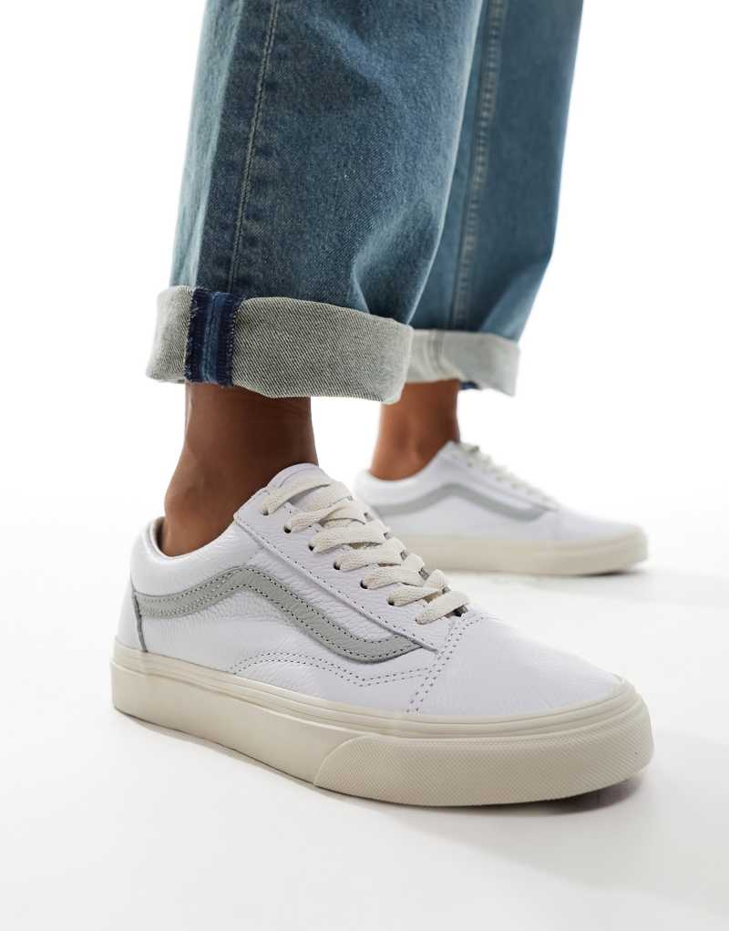 Женские кеды Vans Old Skool в стилистике винтаж с серыми элементами Vans