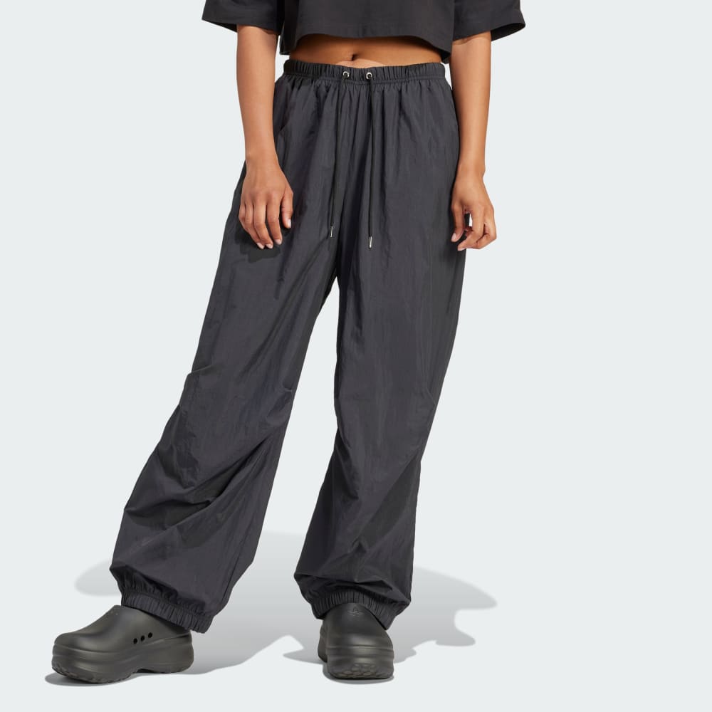 Брюки Premium Essentials Nylon Parachute Pants от adidas Originals для мужчин Adidas Originals