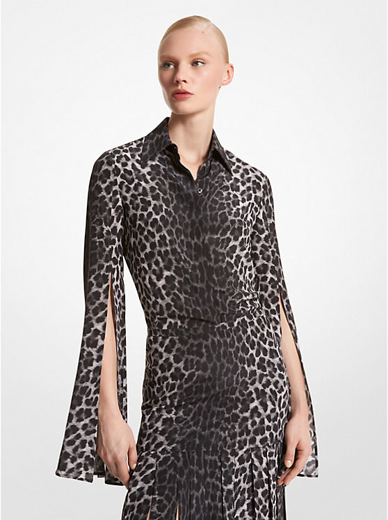 Рубашка из шелкового крепдешина с леопардовым принтом и разрезами на рукавах MICHAEL KORS COLLECTION