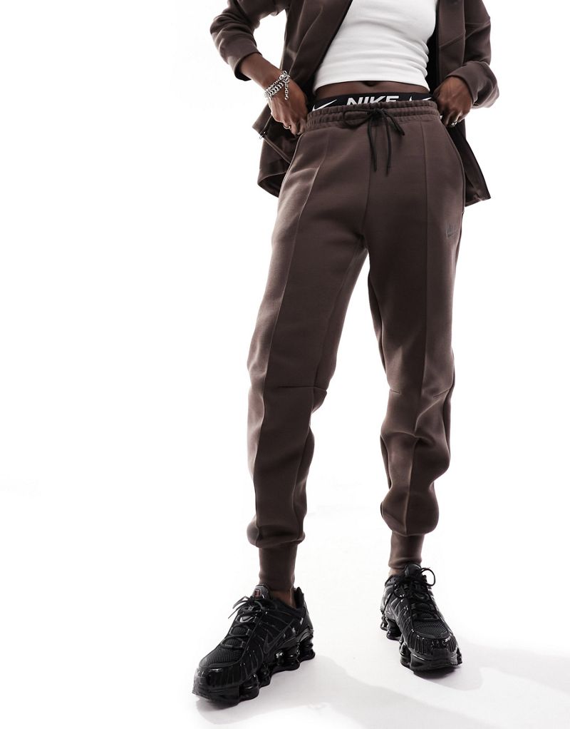 Коричневые спортивные штаны Nike Tech Fleece в стиле барокко Nike