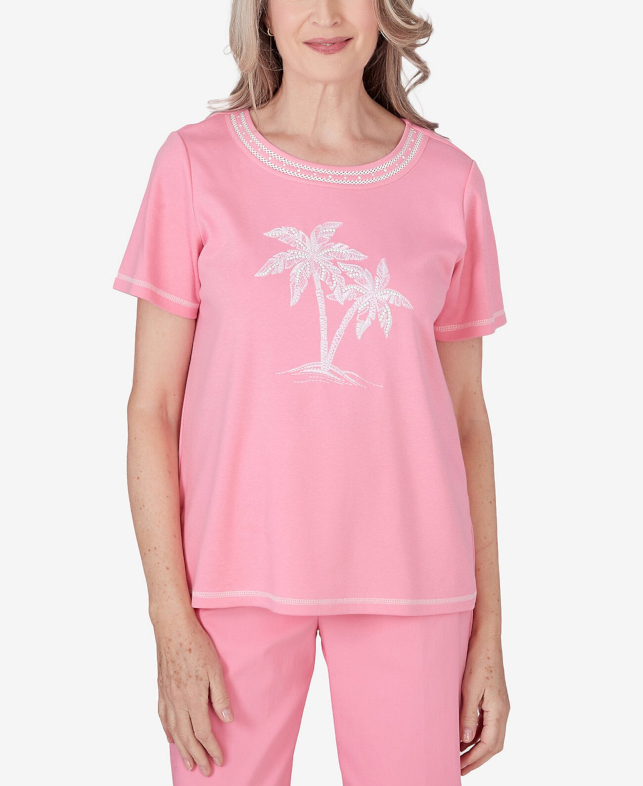 Топ Petite Miami Beach с вышивкой в виде пальмы с короткими рукавами Alfred Dunner