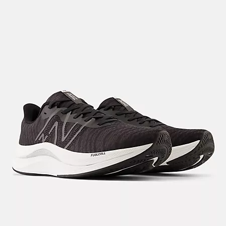 FuelCell Propel v4 New Balance