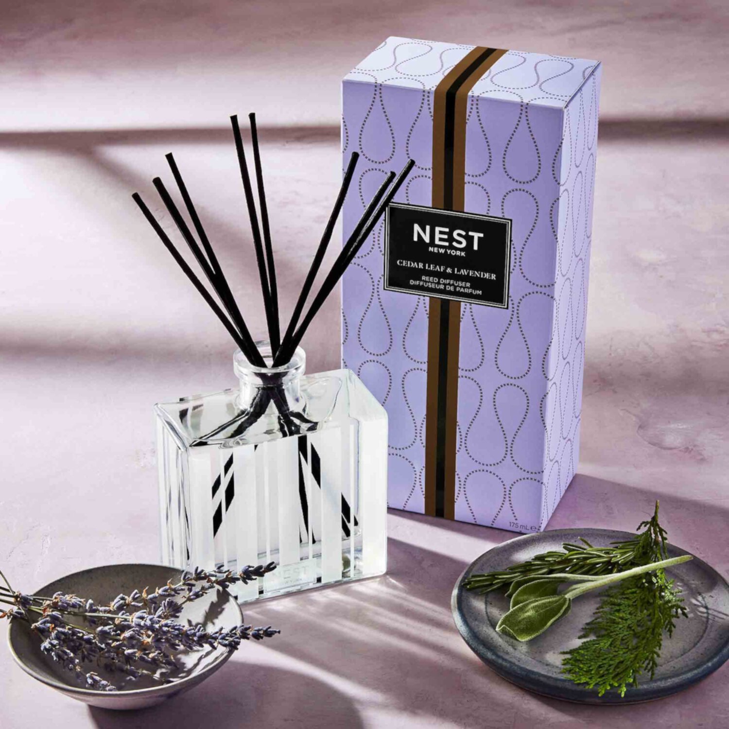 Cedar Leaf & Lavender Reed Diffuser Nest New York