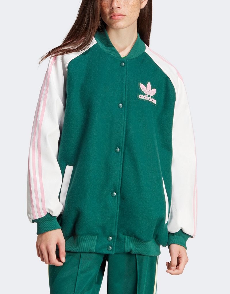Университетская зеленая куртка с розовыми деталями adidas Originals Superstar Adidas