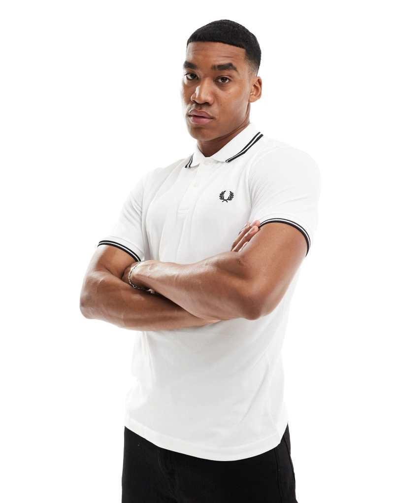 Мужское поло Fred Perry с контрастной окантовкой, белый цвет, хлопок, короткие рукава Fred Perry