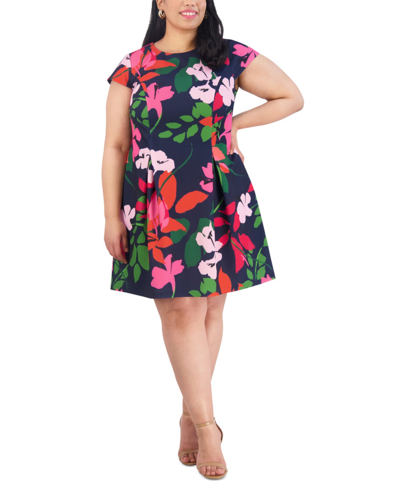 Платье больших размеров с цветочным принтом и короткими рукавами Jessica Howard