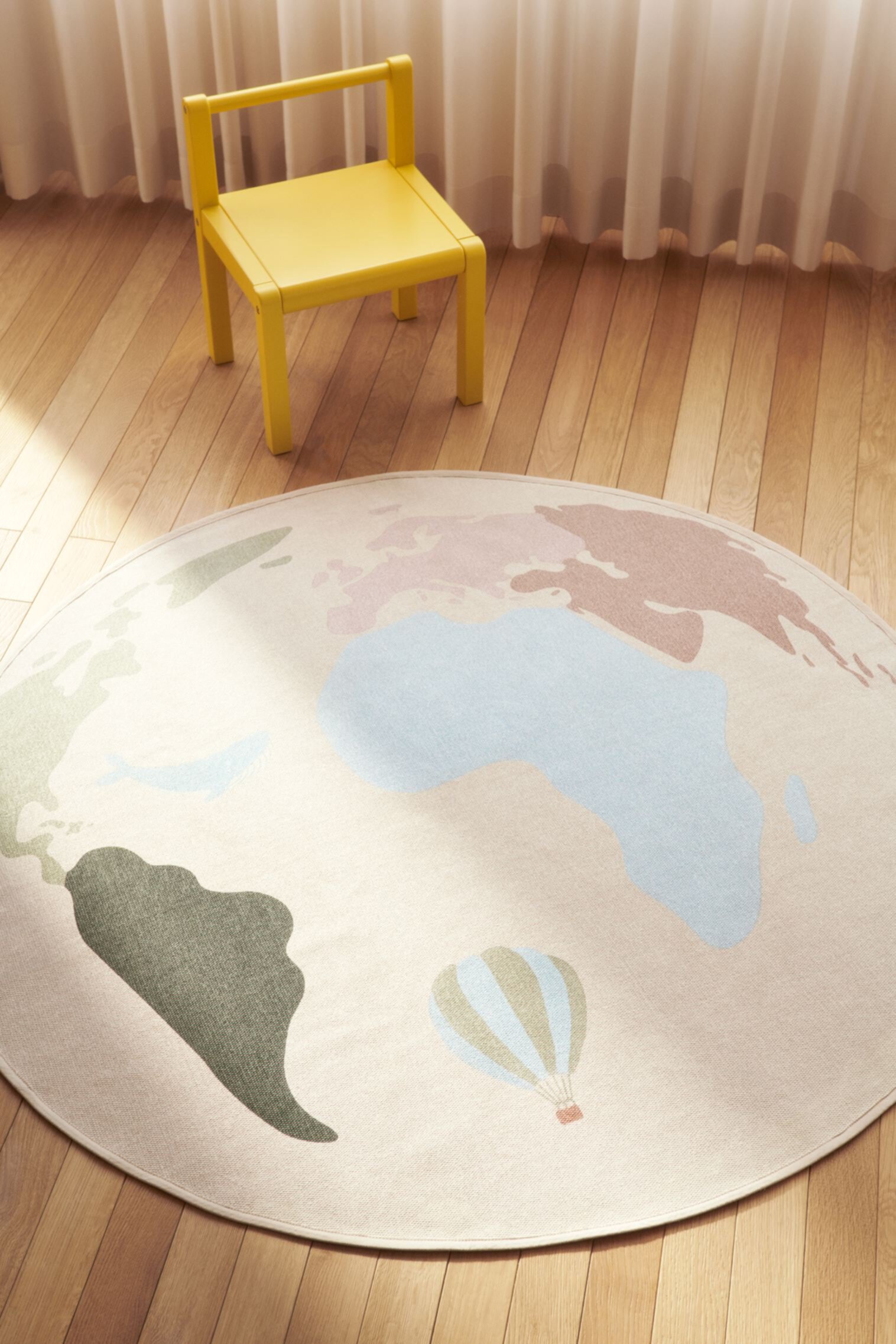 Хлопковый ковер с картой мира H&M