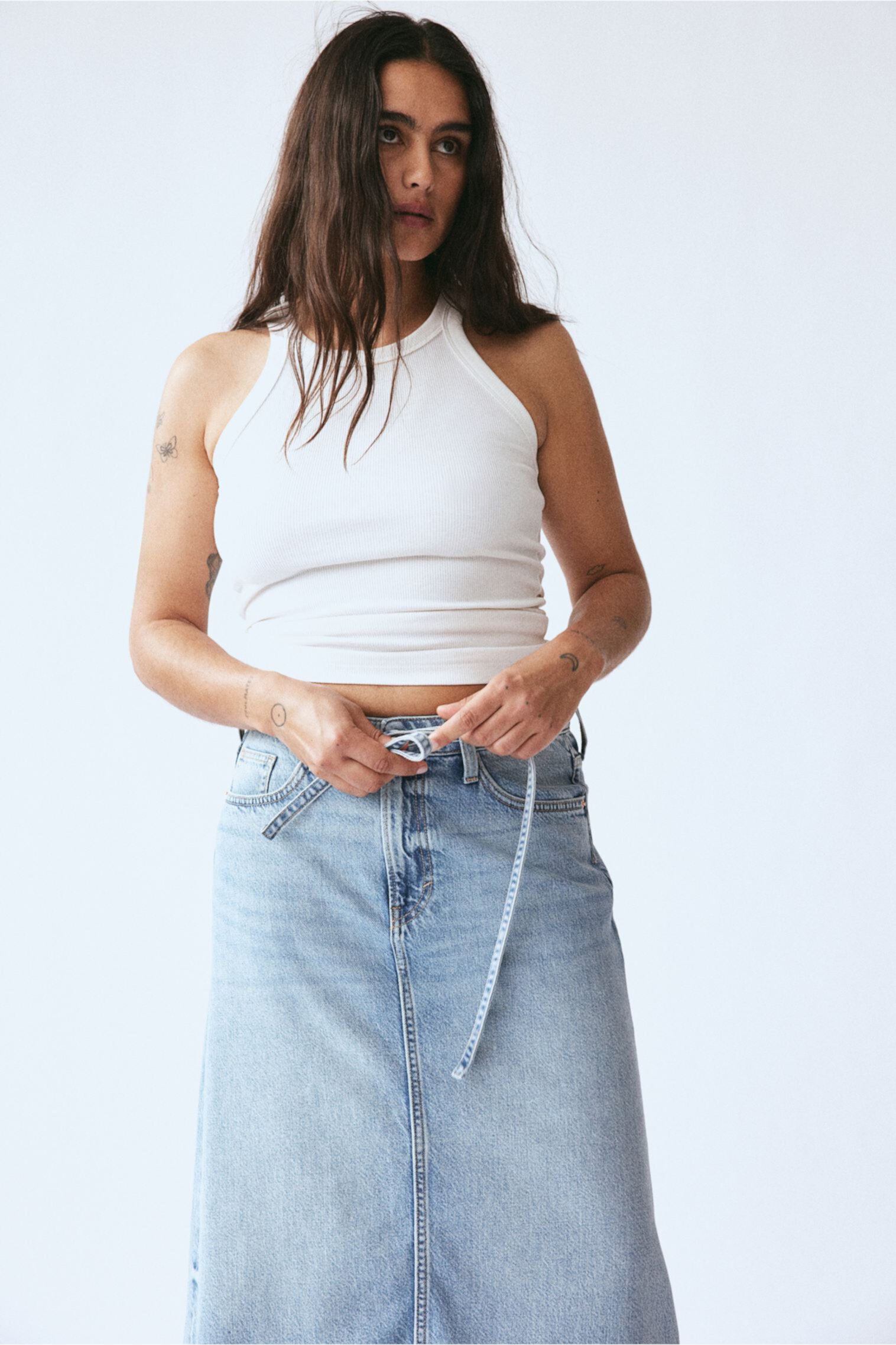Мягкая джинсовая юбка с перьями H&M