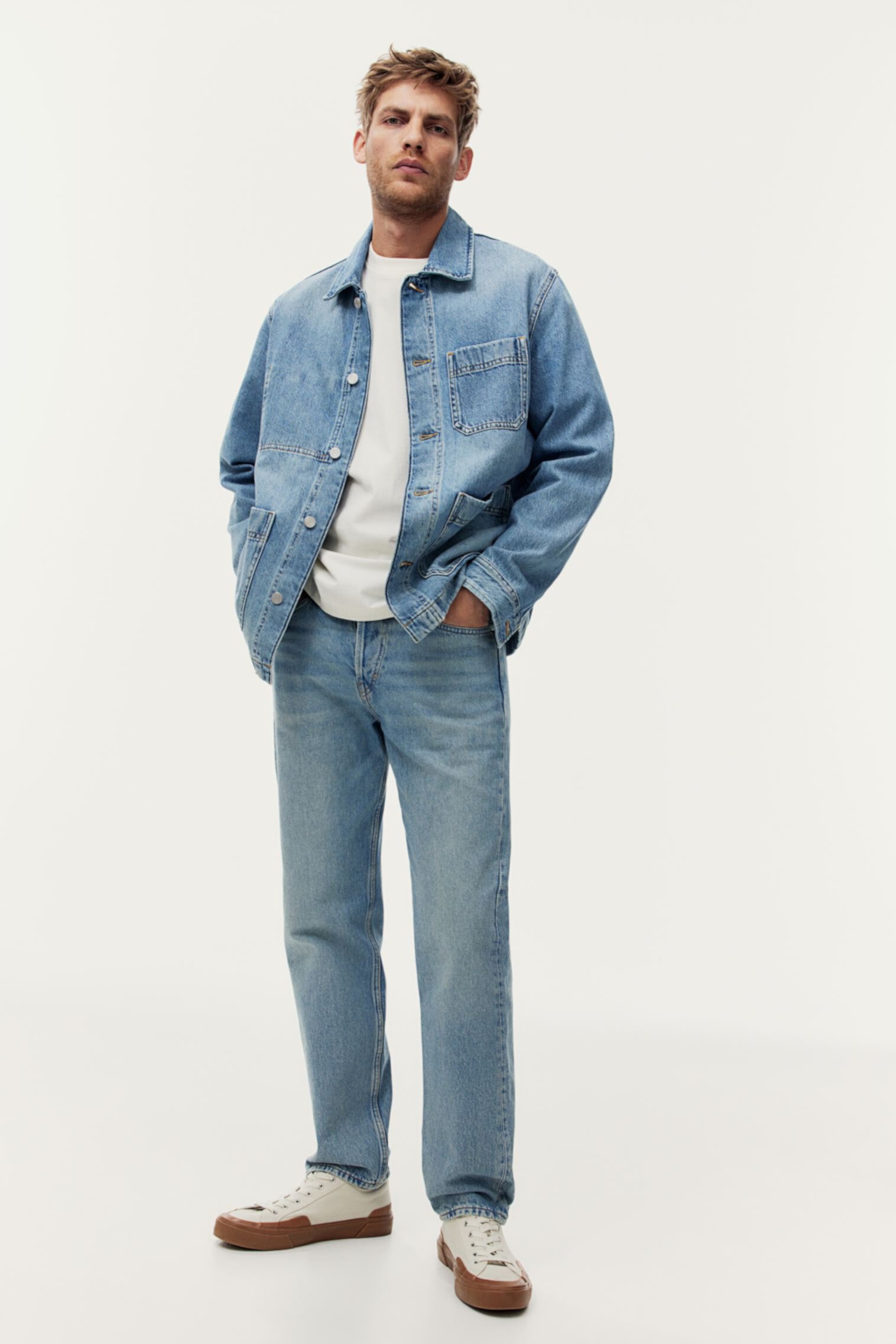 Прямые джинсы стандартного кроя H&M