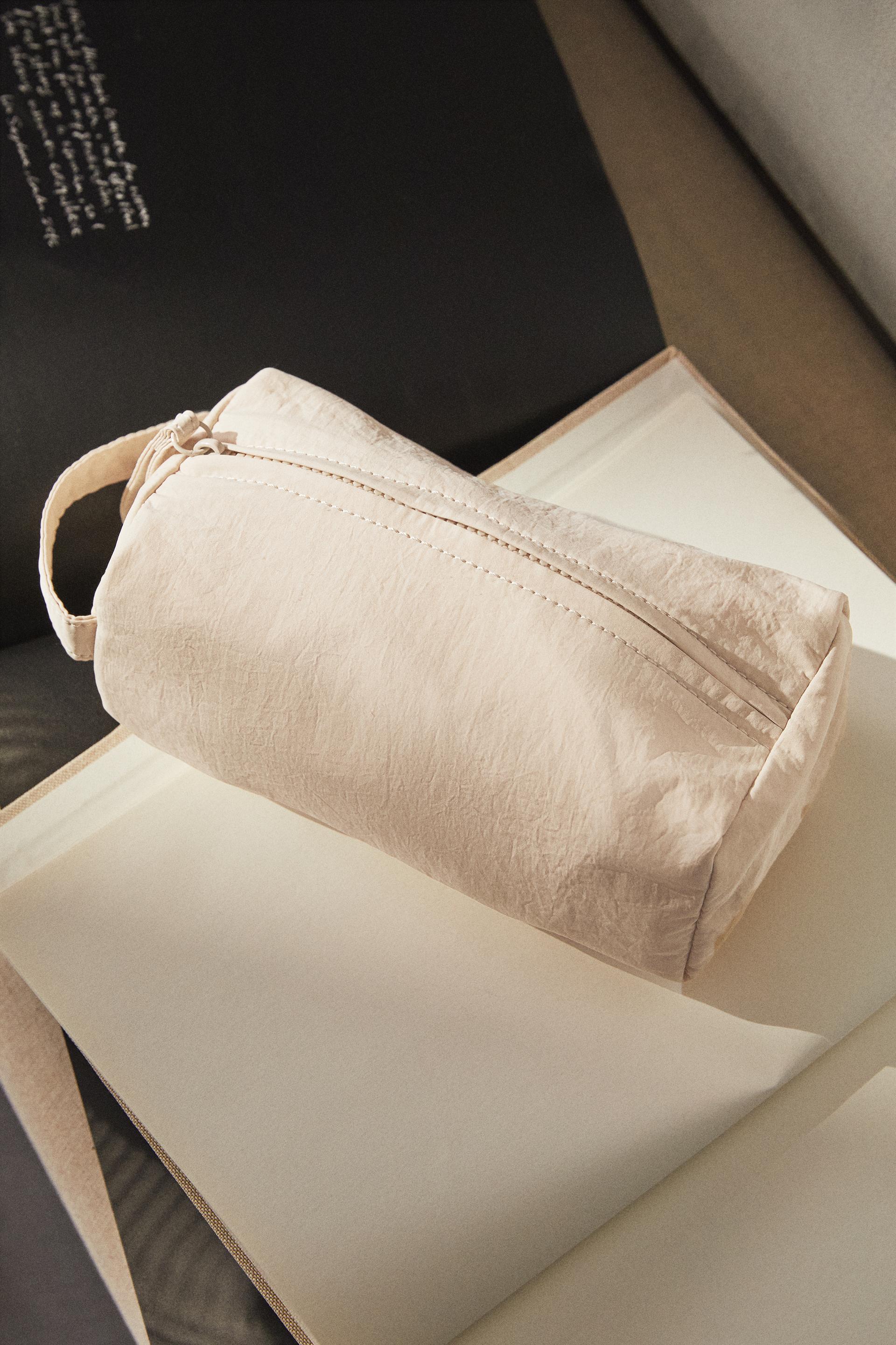 Косметичка ZARA SMALL NYLON MAKEUP BAG Zara