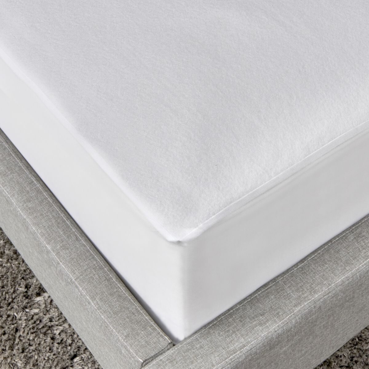 Sealy Soft Comfort Waterproof Mattress Protector Sealy