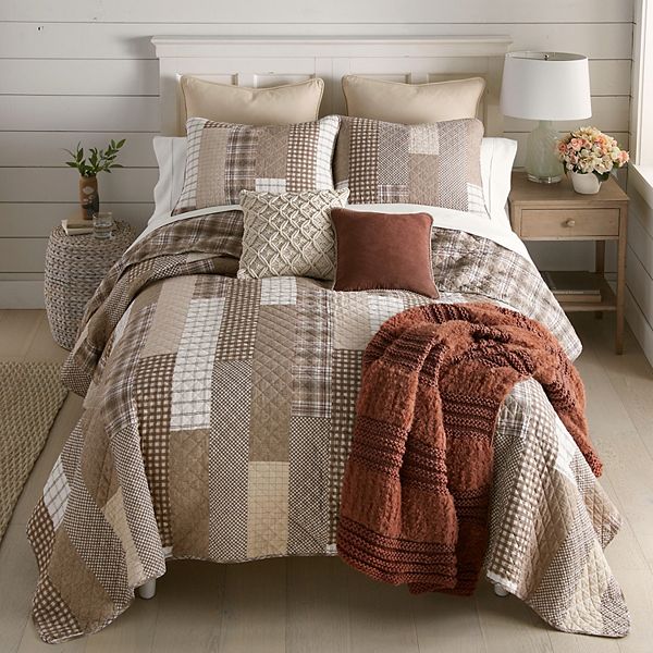 Donna Sharp Botanical Quilt Set with Shams Donna Sharp