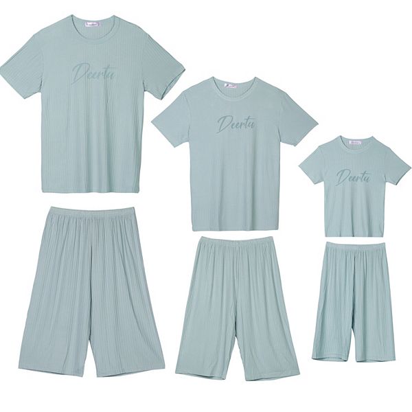 cheibear Kids’ Sleepwear Short Sleeve with Capri Pants Letters Family Pajama Sets Cheibear