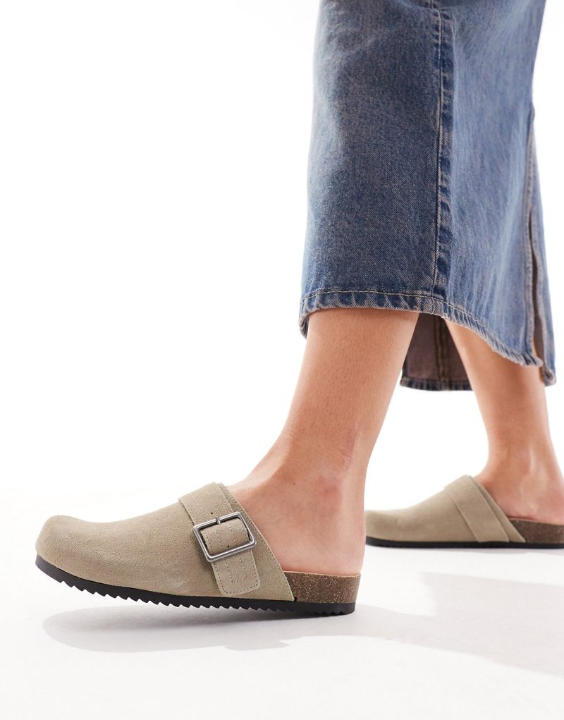 Pull&Bear suede clogs with buckle in stone Pull&Bear