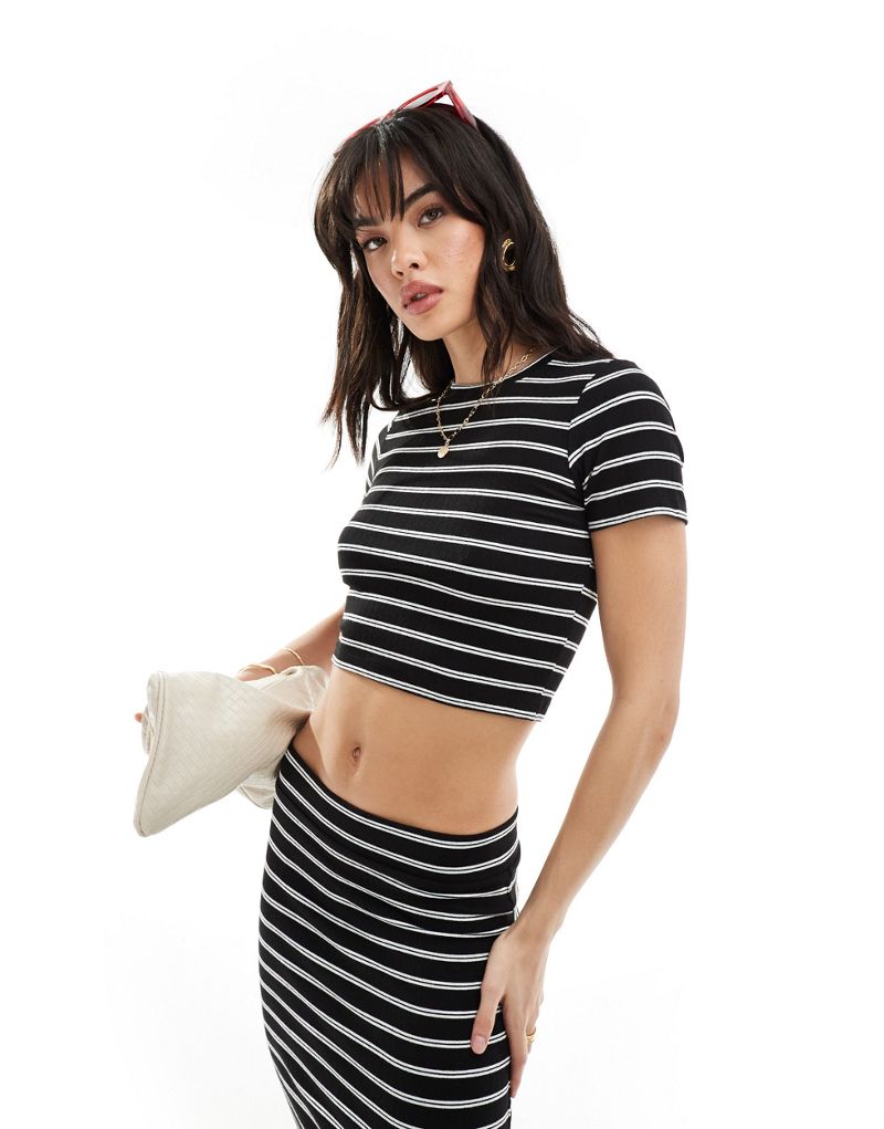 Pieces short sleeve cropped t-shirt in black and white stripe - part of a set Pieces