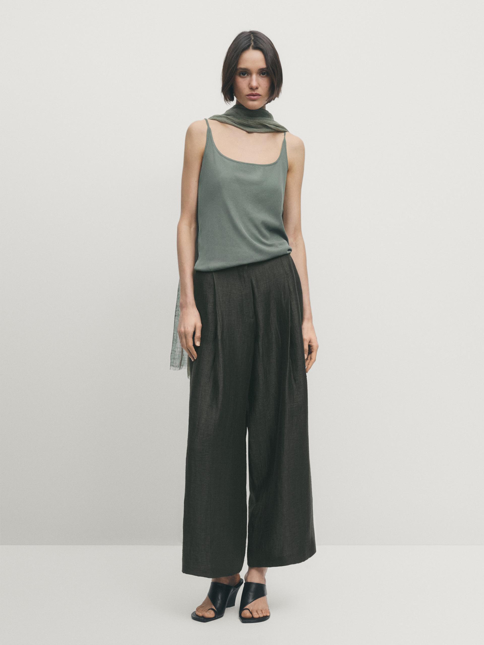 Linen blend trousers with pleated details ZARA