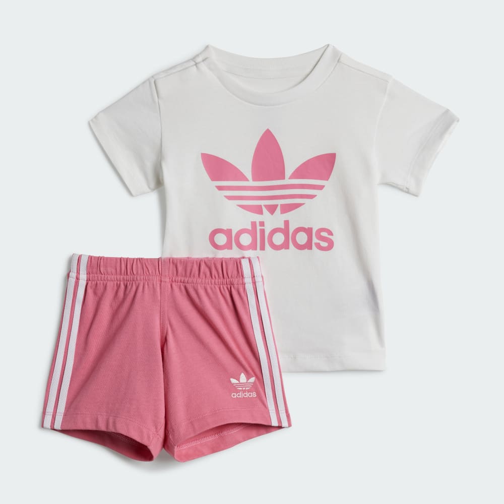 Детский комплект adidas Originals: шорты и футболка с логотипом Trefoil и эластичным поясом Adidas Originals