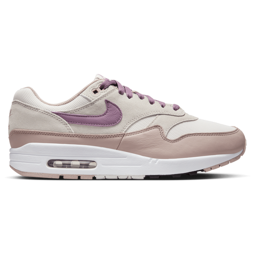 Кроссовки Nike Air Max 1 SC из комбинации кожи и текстиля для легкости и комфорта на каждый день Nike