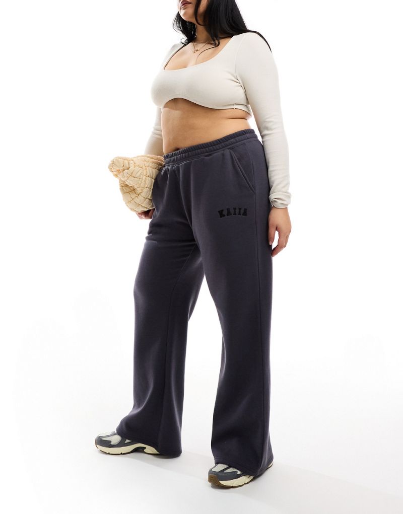 Kaiia Plus wide leg sweatpants in dark gray Kaiia