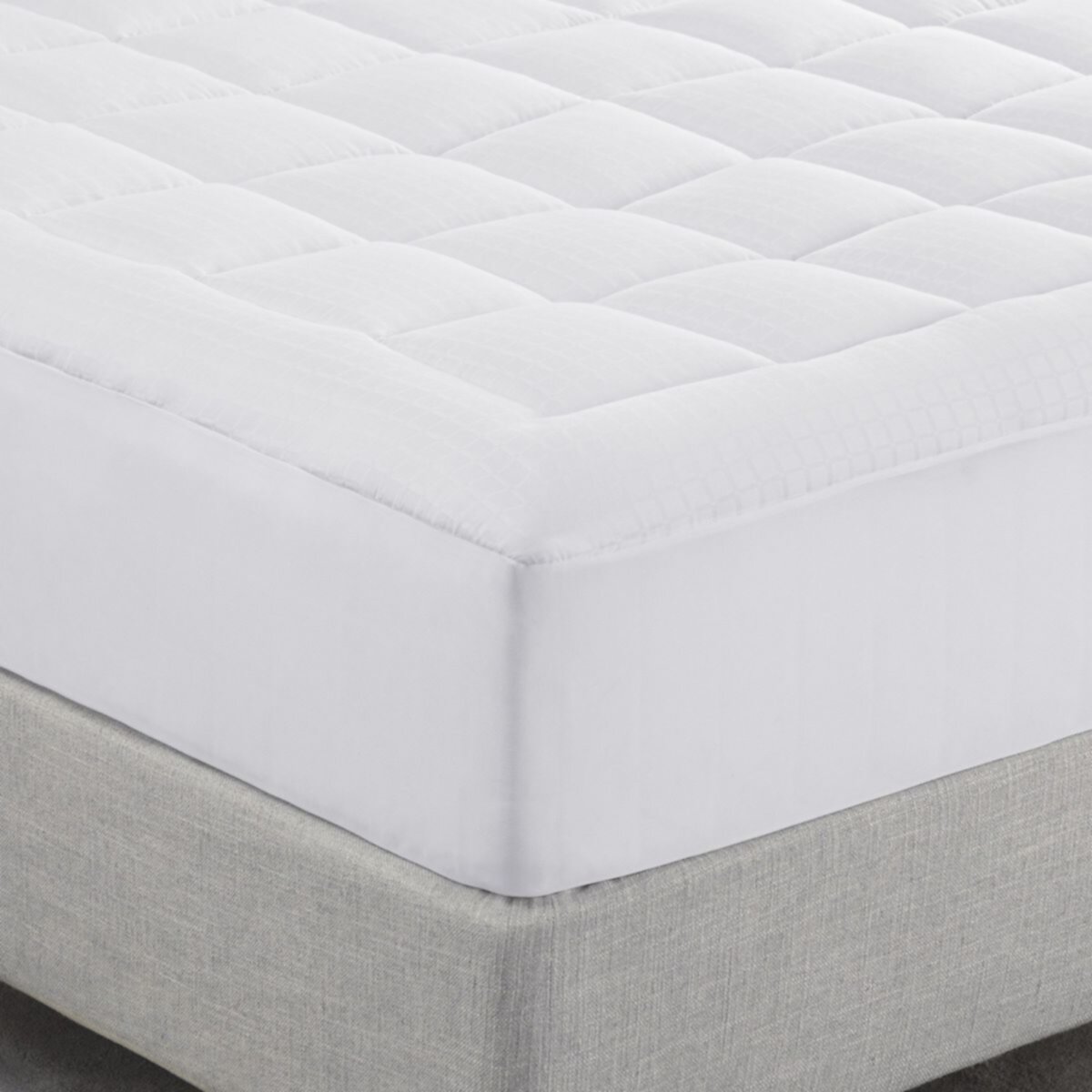 Serta® Comfort Sure Deluxe Cotton Dobby Check Quilted Top Mattress Cover Serta