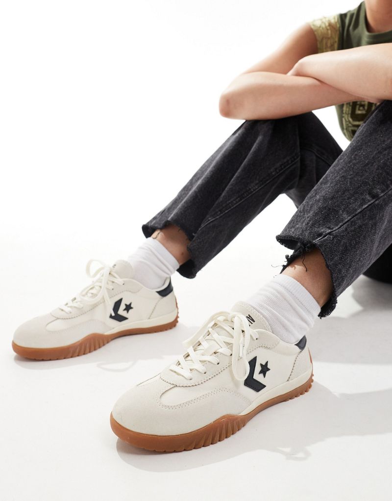 Converse Run Star sneakers in egret Converse