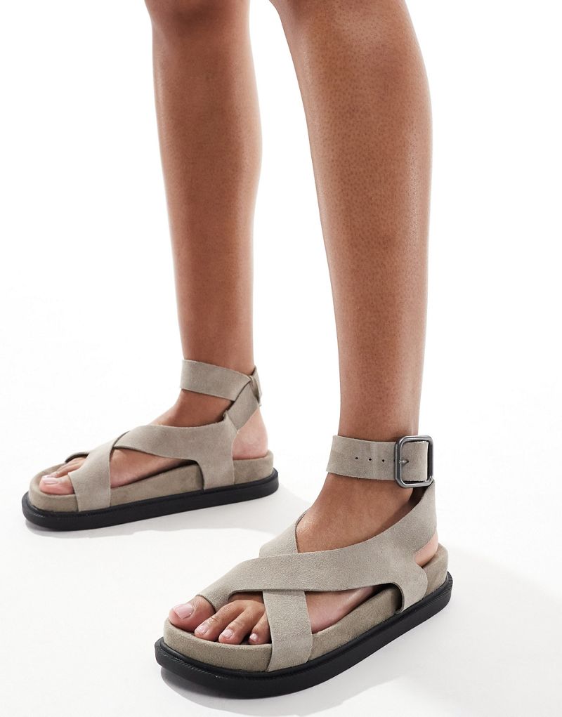 Pull&Bear suede strappy sandals with toe detail in stone Pull&Bear