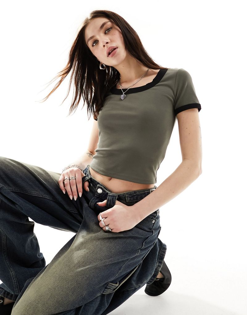 Urban Revivo scoop neck ringer t-shirt in khaki Urban Revivo