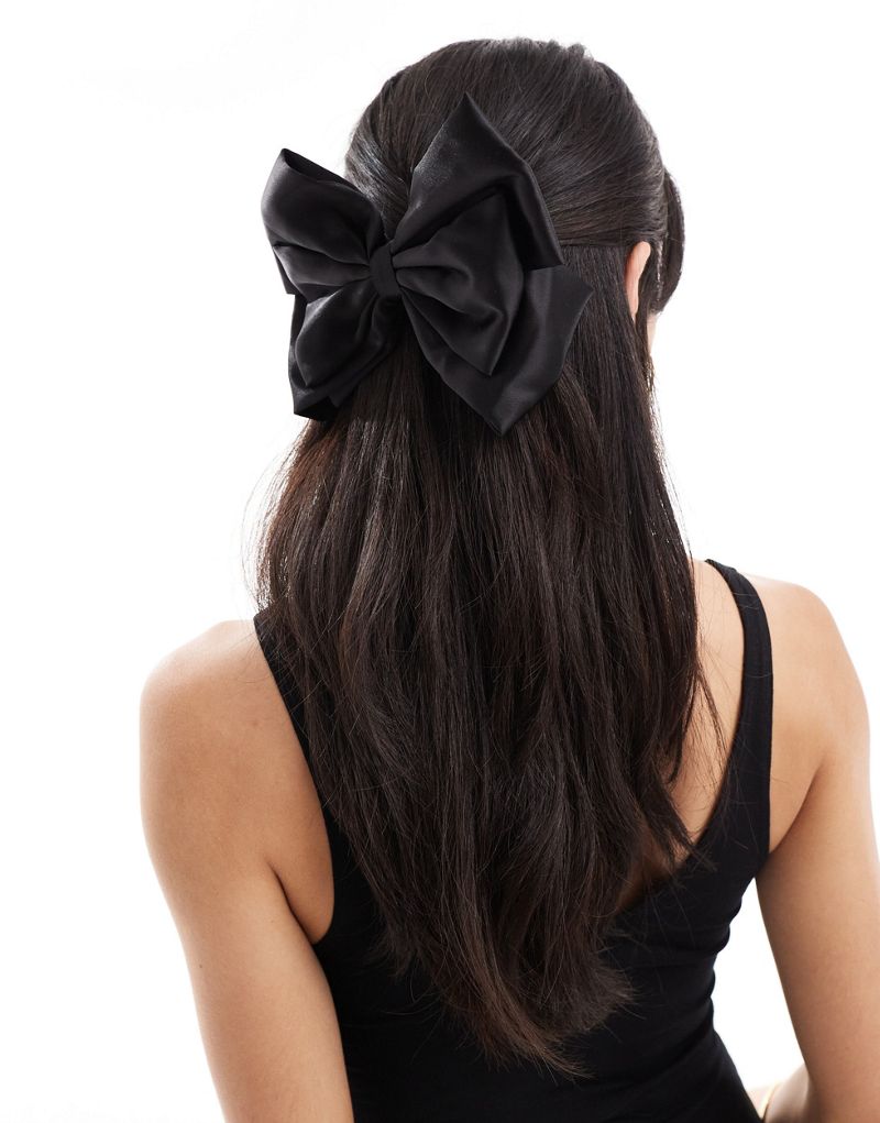 Pieces oversized satin bow hair clip in black Pieces