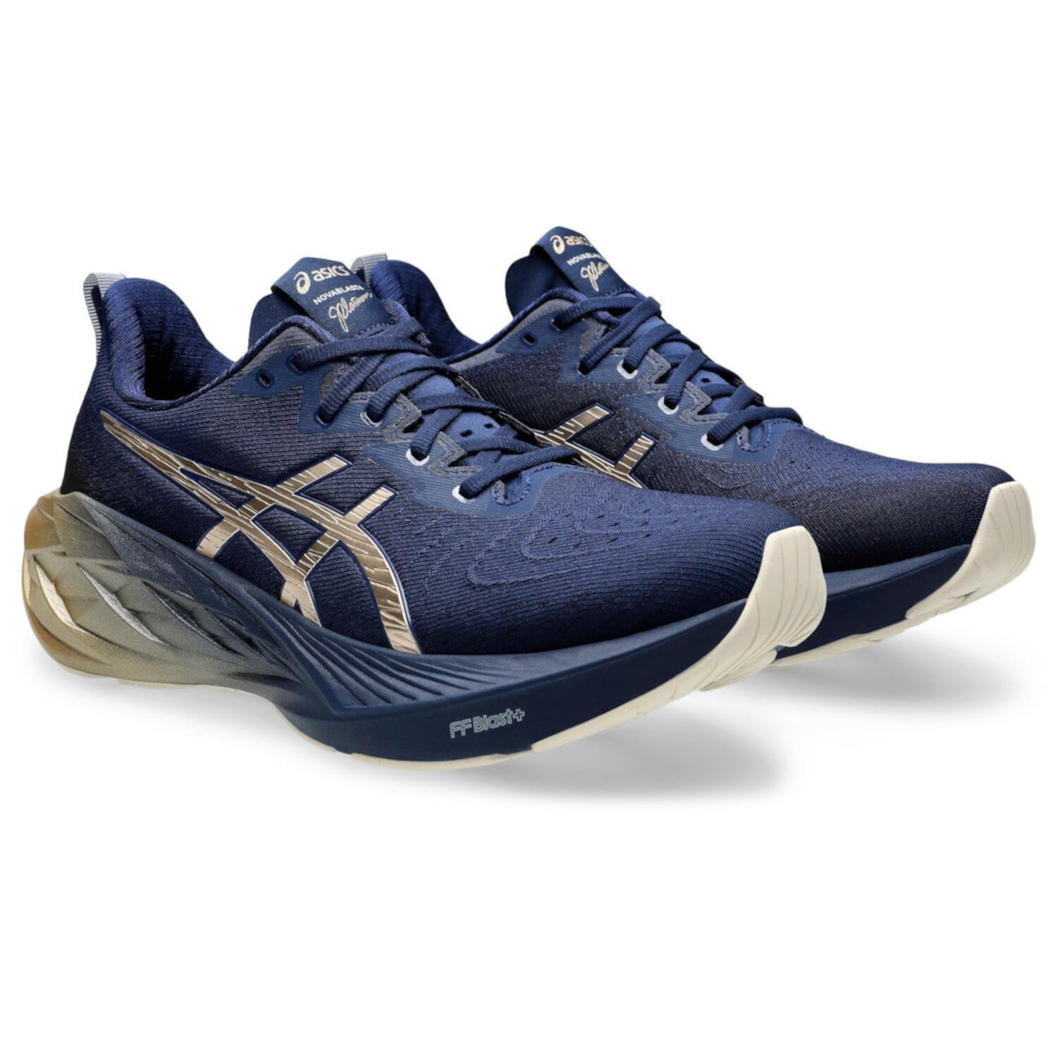 Novablast 4 Platinum ASICS