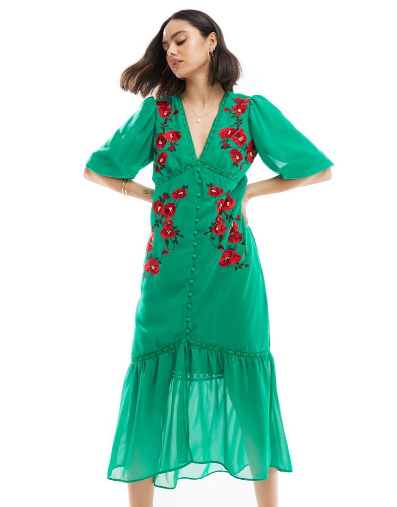 Hope & Ivy embroidery midi dress with ruched detail in green Hope & Ivy