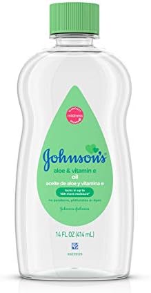 Масло для детей Johnson's Baby Oil с Алоэ Вера и Витамином E, 20 унций (упаковка из 2) Johnson's Baby