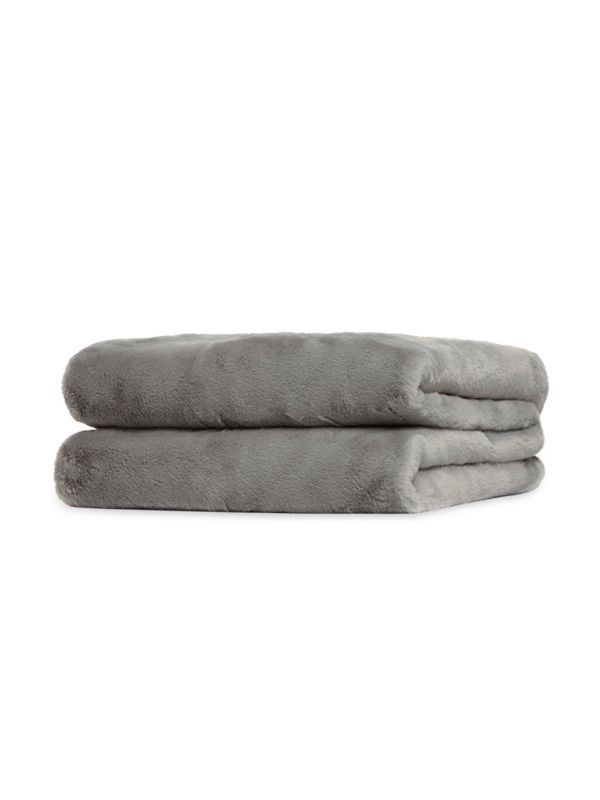 Brady Pluche™ Throw Blanket APPARIS